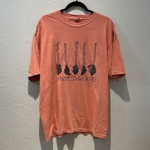 Comfort Colors Orange Graphic Tee size xl